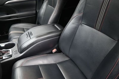 2019 Toyota Highlander Base