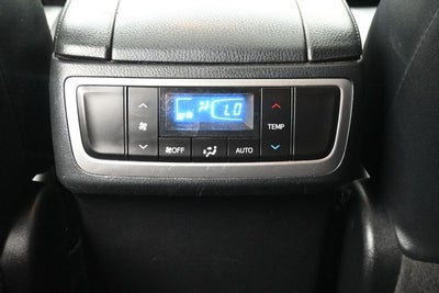 2019 Toyota Highlander Base