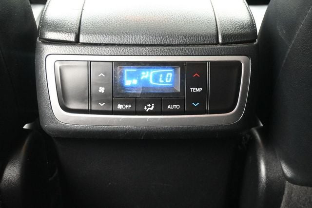 2019 Toyota Highlander Base