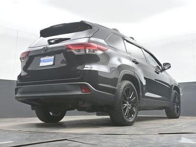 2019 Toyota Highlander Base