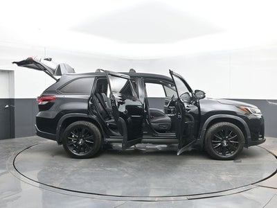 2019 Toyota Highlander Base