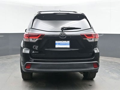 2019 Toyota Highlander Base