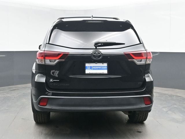 2019 Toyota Highlander Base