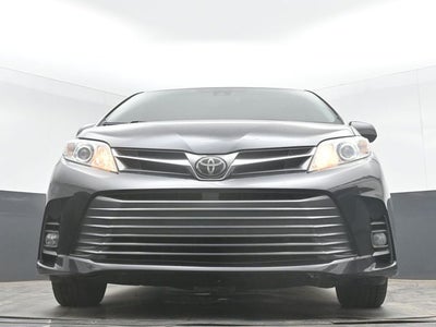 2020 Toyota Sienna XLE 8 Passenger