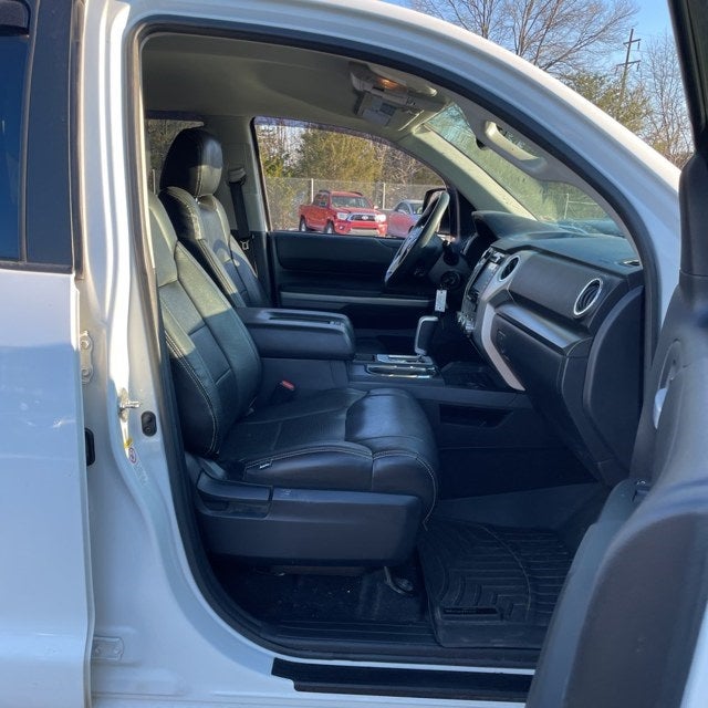 2018 Toyota Tundra SR5