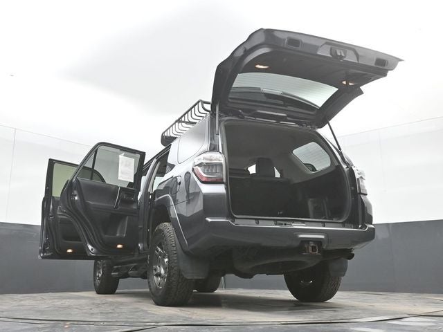 2020 Toyota 4Runner Venture