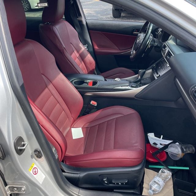 2017 Lexus IS Turbo 200t