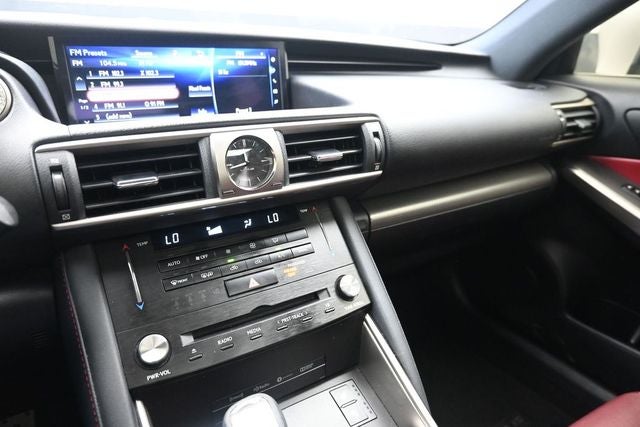2017 Lexus IS Turbo 200t