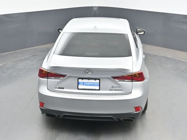 2017 Lexus IS Turbo 200t