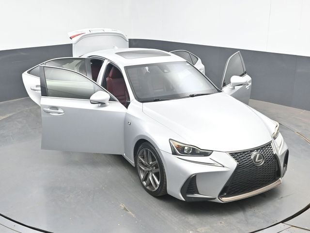 2017 Lexus IS Turbo 200t