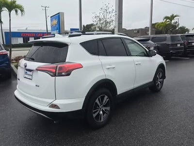 2017 Toyota RAV4 XLE