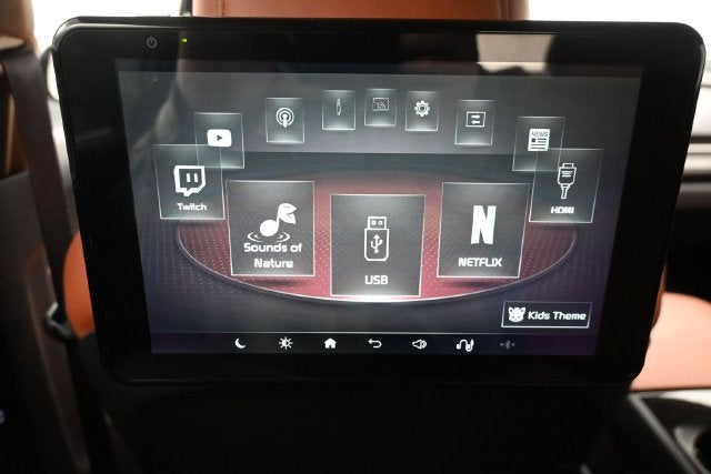2024 Kia Carnival SX