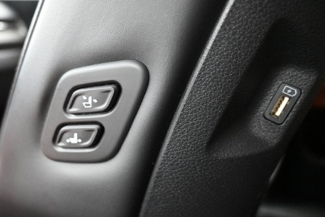 2024 Kia Carnival SX