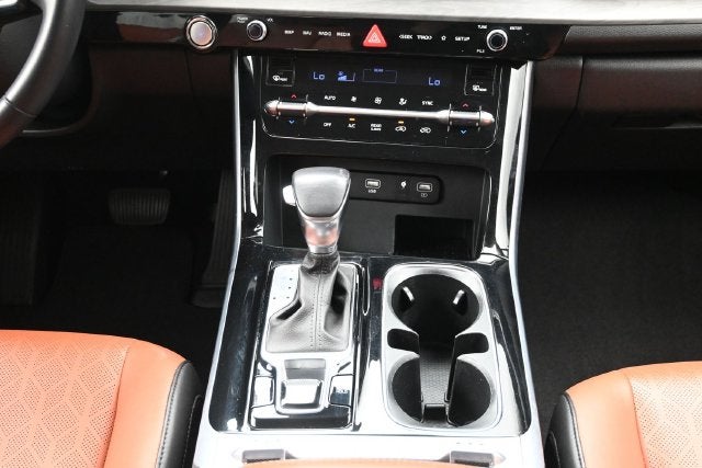 2024 Kia Carnival SX