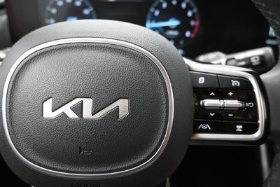 2024 Kia Carnival SX