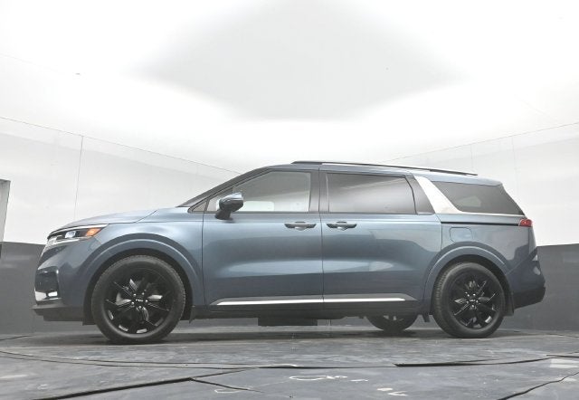 2024 Kia Carnival SX