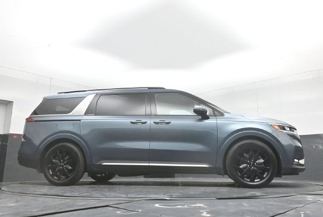 2024 Kia Carnival SX