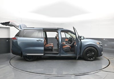 2024 Kia Carnival SX