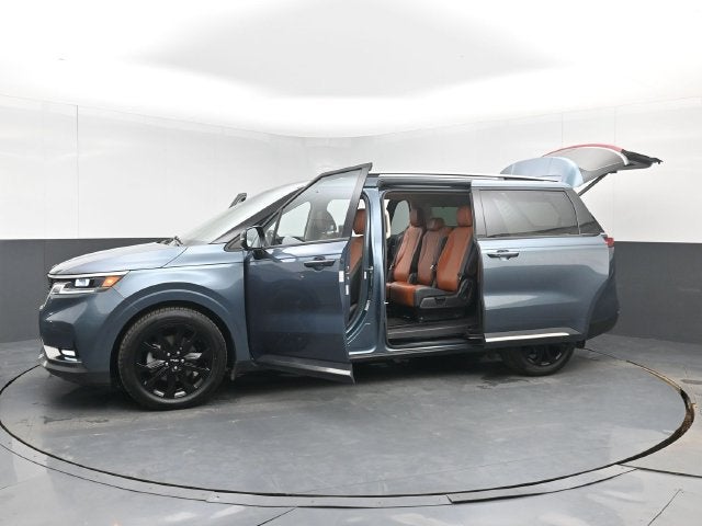 2024 Kia Carnival SX