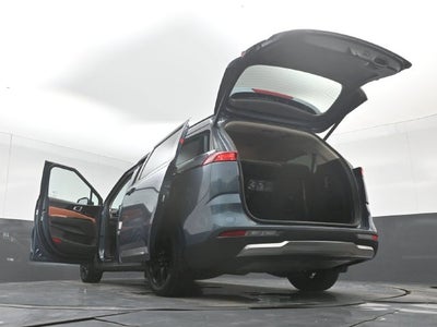 2024 Kia Carnival SX