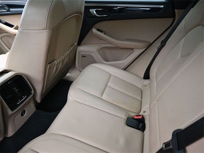 2019 Porsche Macan Base