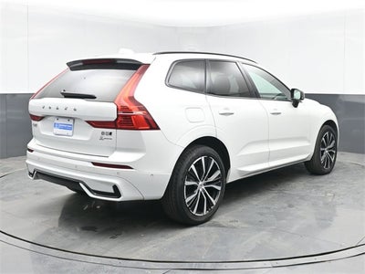 2024 Volvo XC60 B5 Plus Dark Theme
