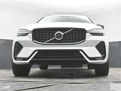 2024 Volvo XC60 B5 Plus Dark Theme