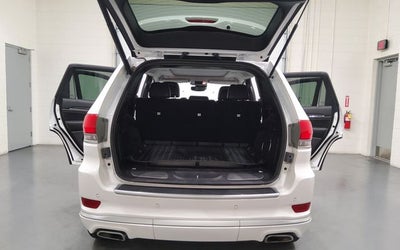 2019 Jeep Grand Cherokee Summit