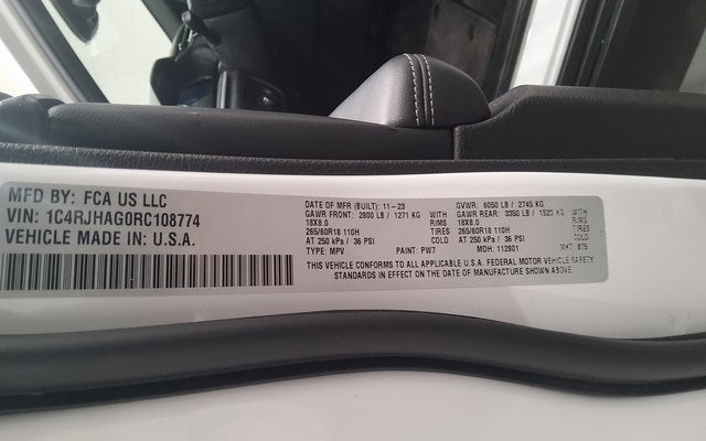 2024 Jeep Grand Cherokee Altitude