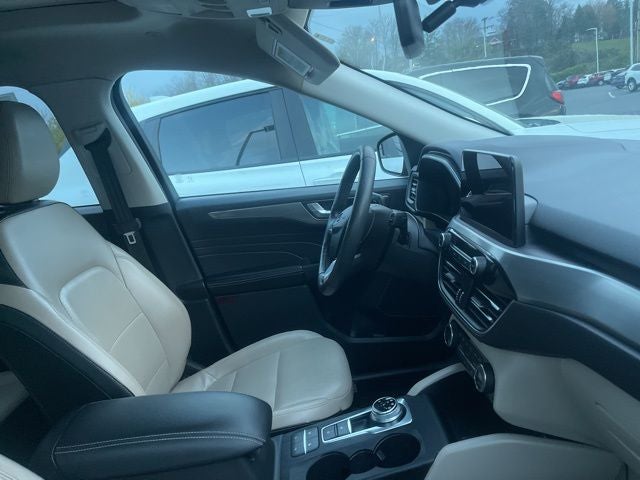 2021 Ford Escape Titanium