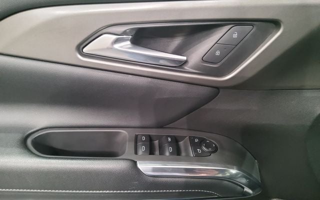 2025 Chevrolet Traverse LT 2LT