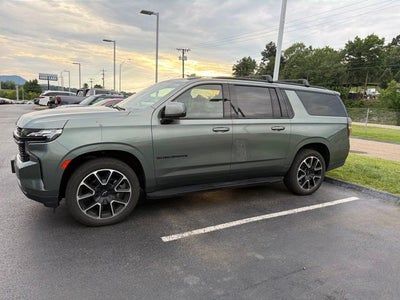 2023 Chevrolet Suburban RST
