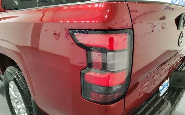 2023 Nissan Frontier SV Drop-In Bed Liner & Bumper Step