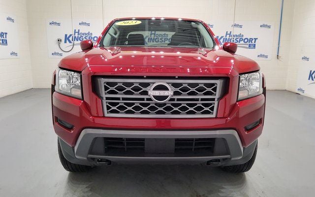2023 Nissan Frontier SV Drop-In Bed Liner & Bumper Step
