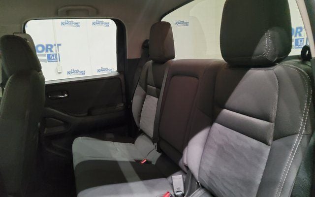 2023 Nissan Frontier SV Drop-In Bed Liner & Bumper Step