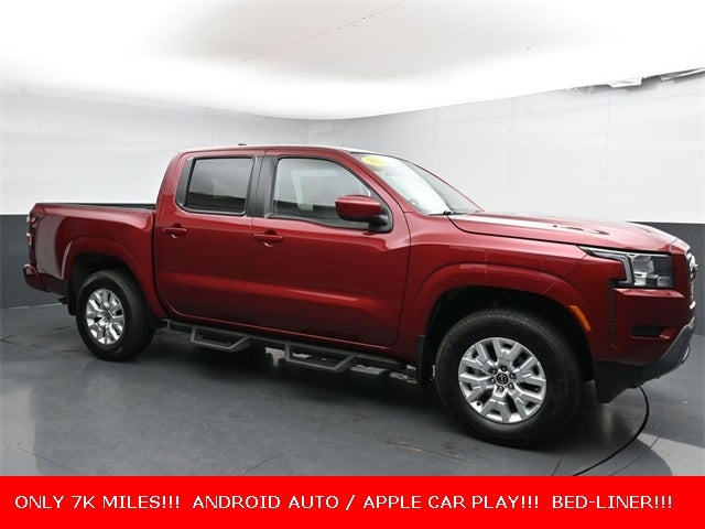 2023 Nissan Frontier SV Drop-In Bed Liner &amp; Bumper Step