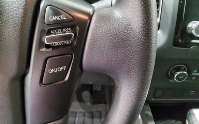 2023 Nissan Frontier SV Drop-In Bed Liner & Bumper Step