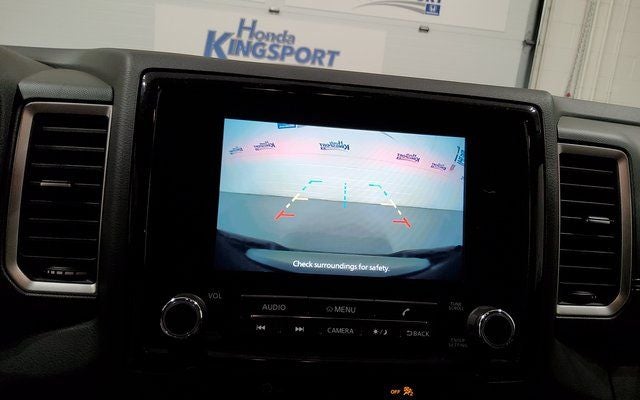 2023 Nissan Frontier SV Drop-In Bed Liner & Bumper Step