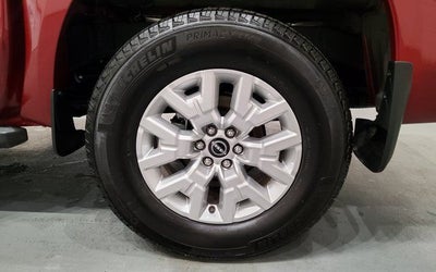 2023 Nissan Frontier SV Drop-In Bed Liner & Bumper Step