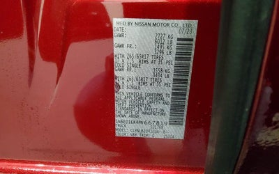 2023 Nissan Frontier SV Drop-In Bed Liner & Bumper Step