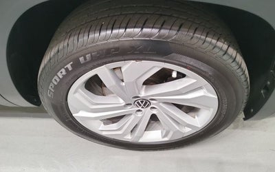 2021 Volkswagen Atlas 2.0T SE w/Technology