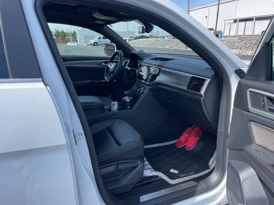 2022 Volkswagen Atlas Cross Sport 2.0T SE w/Technology