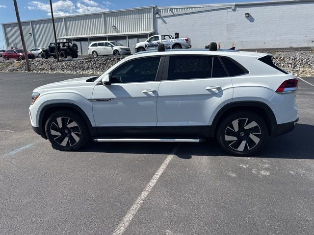2024 Volkswagen Atlas Cross Sport 2.0T SE w/Technology