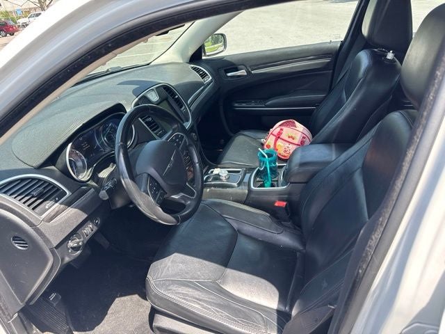 2016 Chrysler 300 Limited