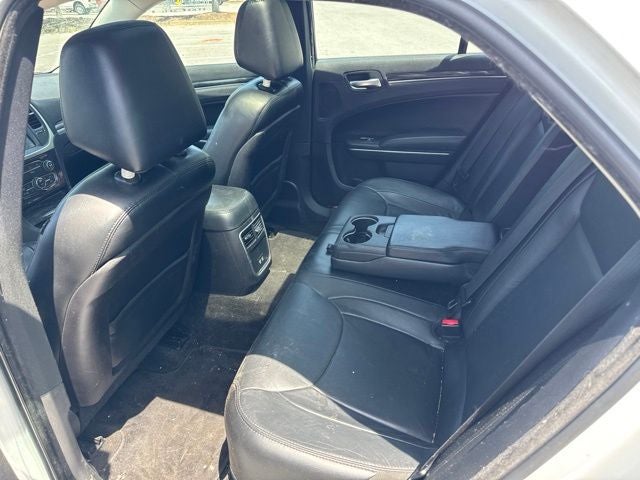 2016 Chrysler 300 Limited