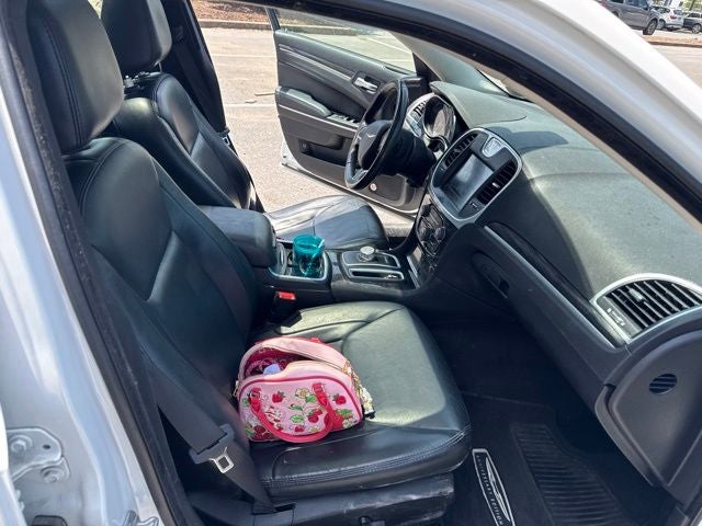 2016 Chrysler 300 Limited