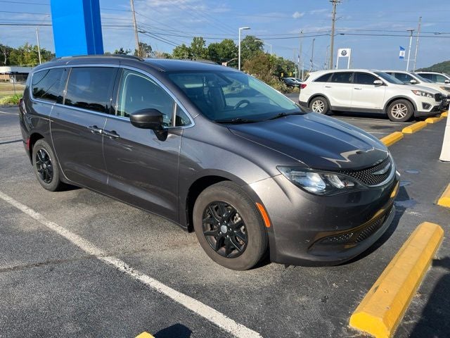 2021 Chrysler Voyager LXI