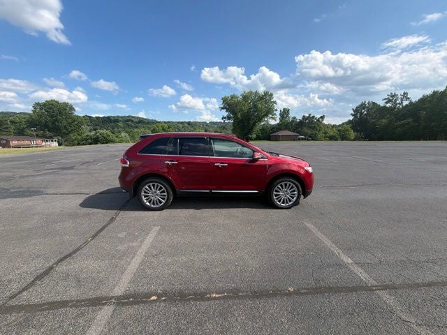 2013 Lincoln MKX Base