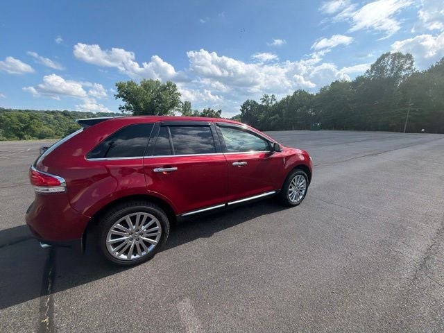 2013 Lincoln MKX Base