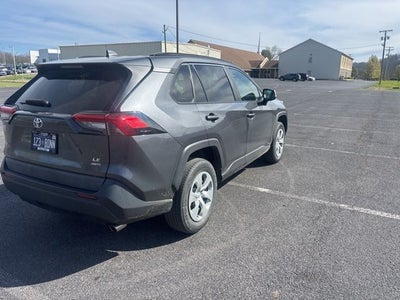 2020 Toyota RAV4 LE